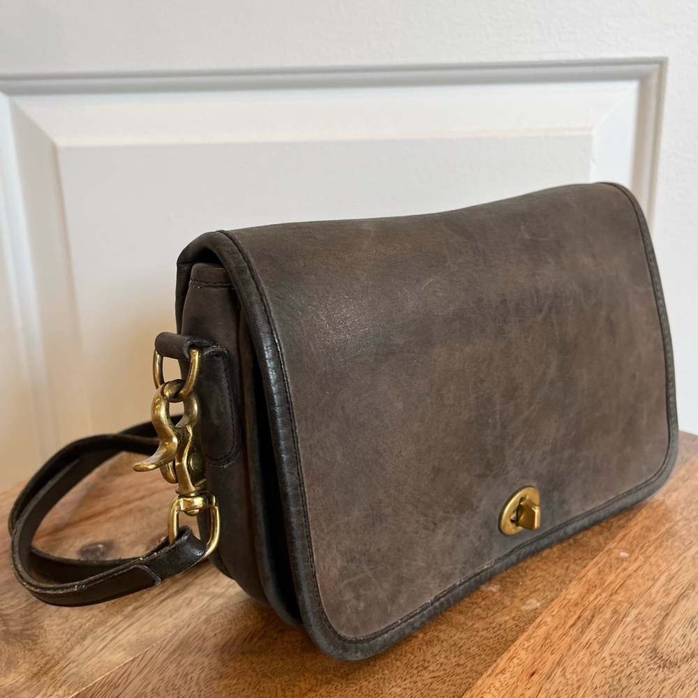 Vintage Coach Pocket Penny Purse Crossbody Bag in Grey